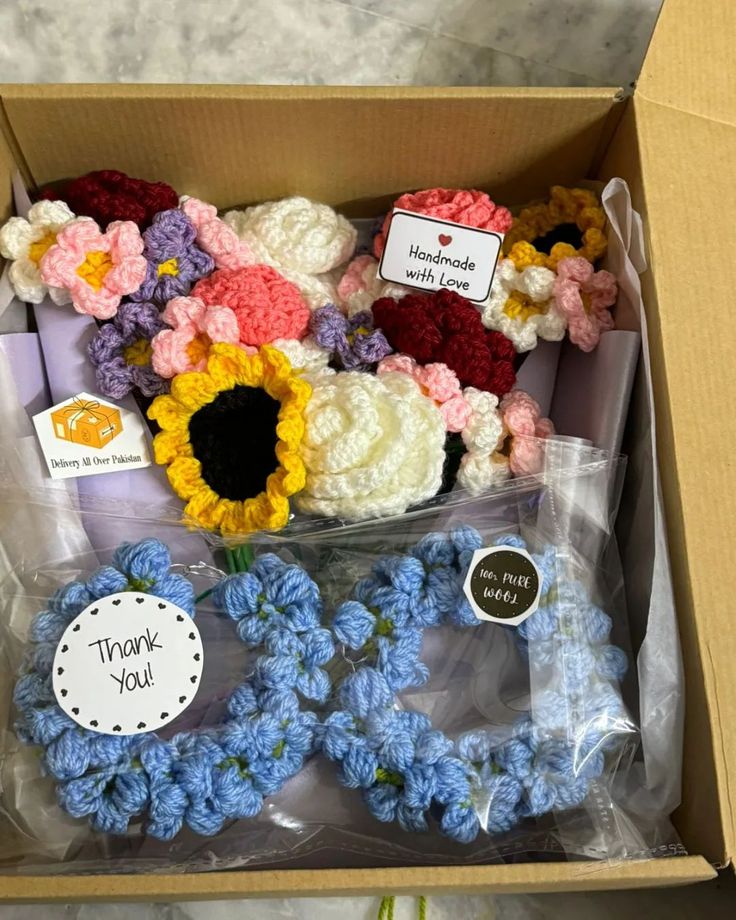 ππ§Ά Customized Crochet Gift Box β Handmade & Personalized with Love