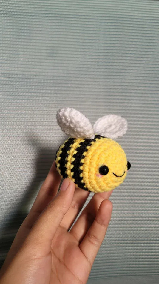 Handmade Crochet Bee Keychain – Cute, Colorful & Aesthetic Key Holder and Bag Charm - Eazzy Store