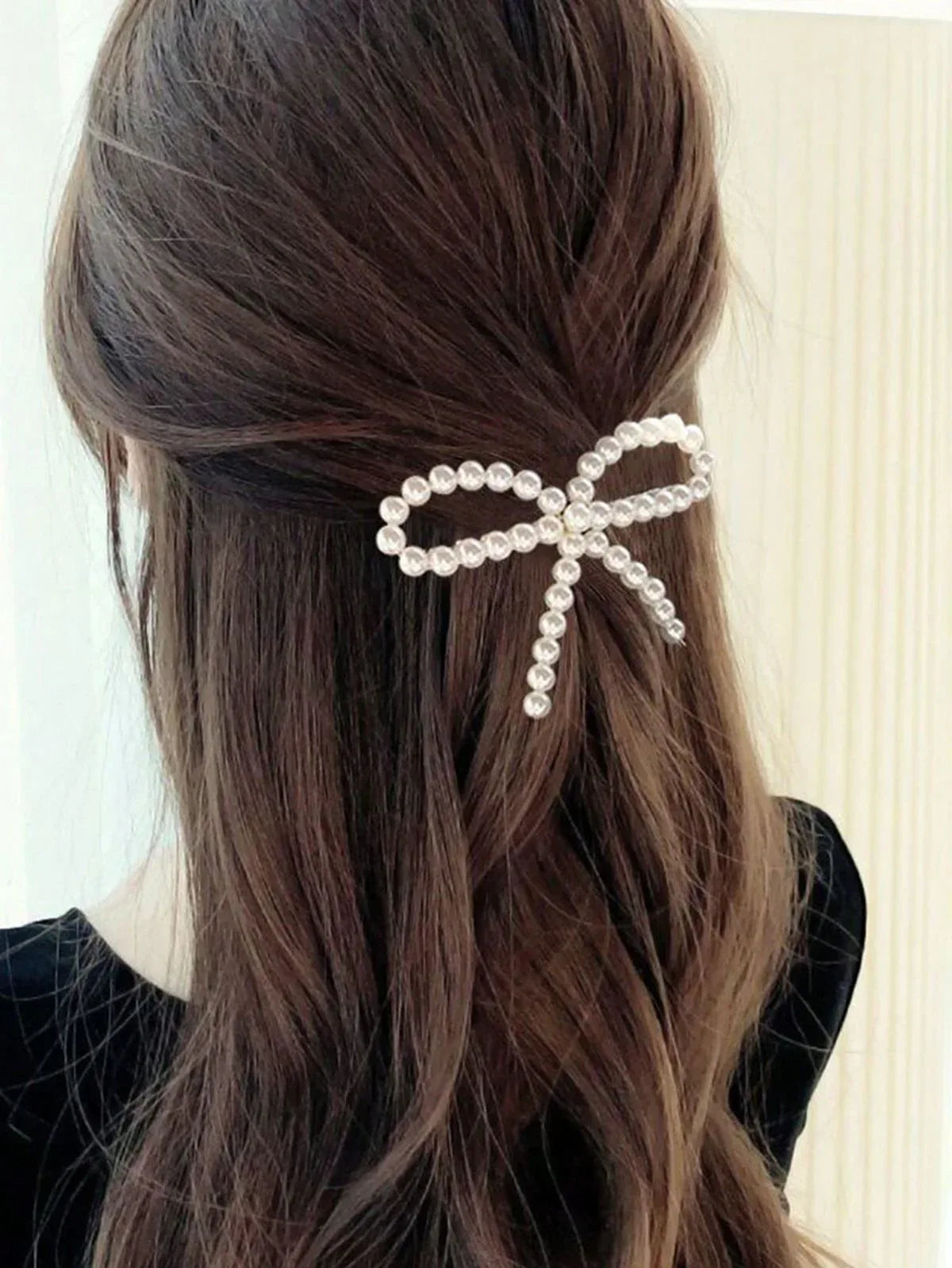 Pearl Bow Hair Clip – Elegant, Stylish & Trendy Hair Accessory - Eazzy Store