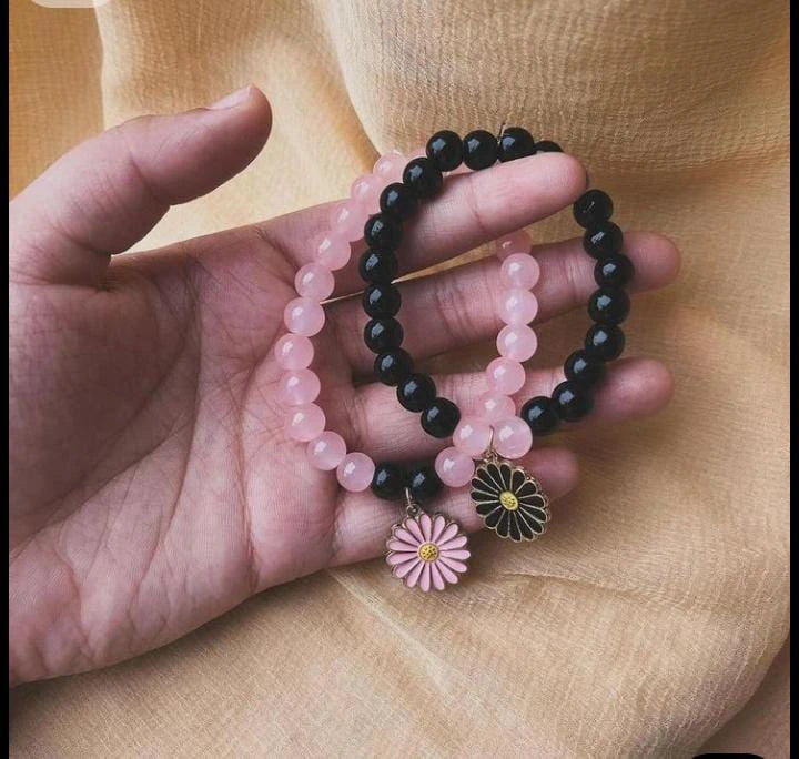 Beads Bracelet with Tulip Charms | Handmade Aesthetic Jewelry