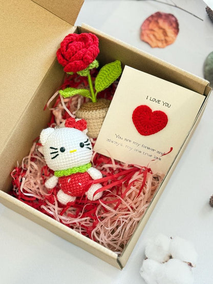 🎁🧶 Customized Crochet Gift Box – Handmade & Personalized with Love