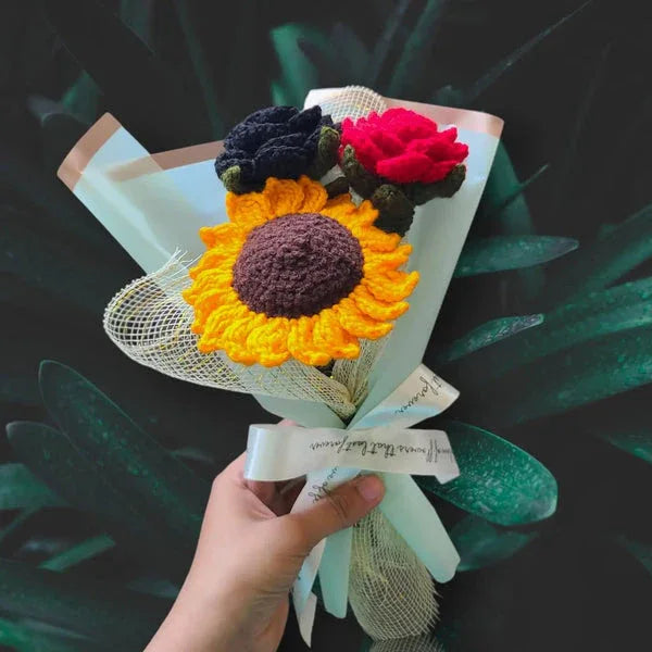 Crochet 2 Roses and 1 Sunflower - The Whole Flower Kingdom in your hand - Eazzy Store