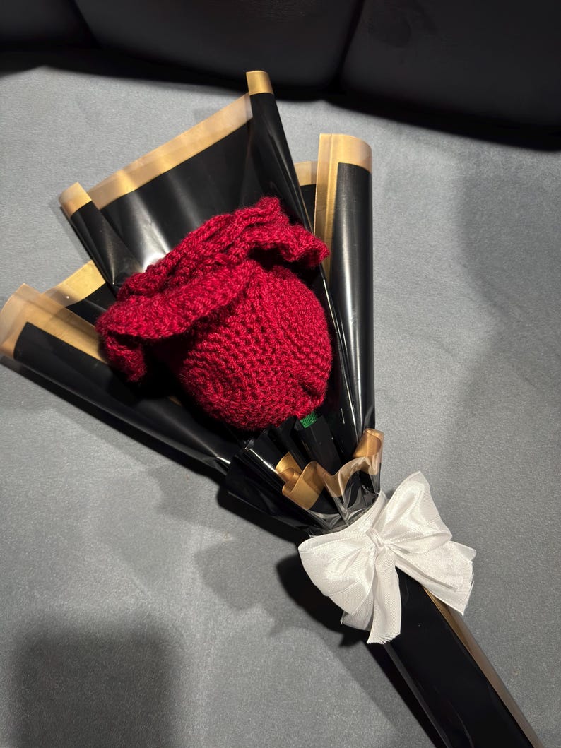 Handmade Crochet Rose Bouquet